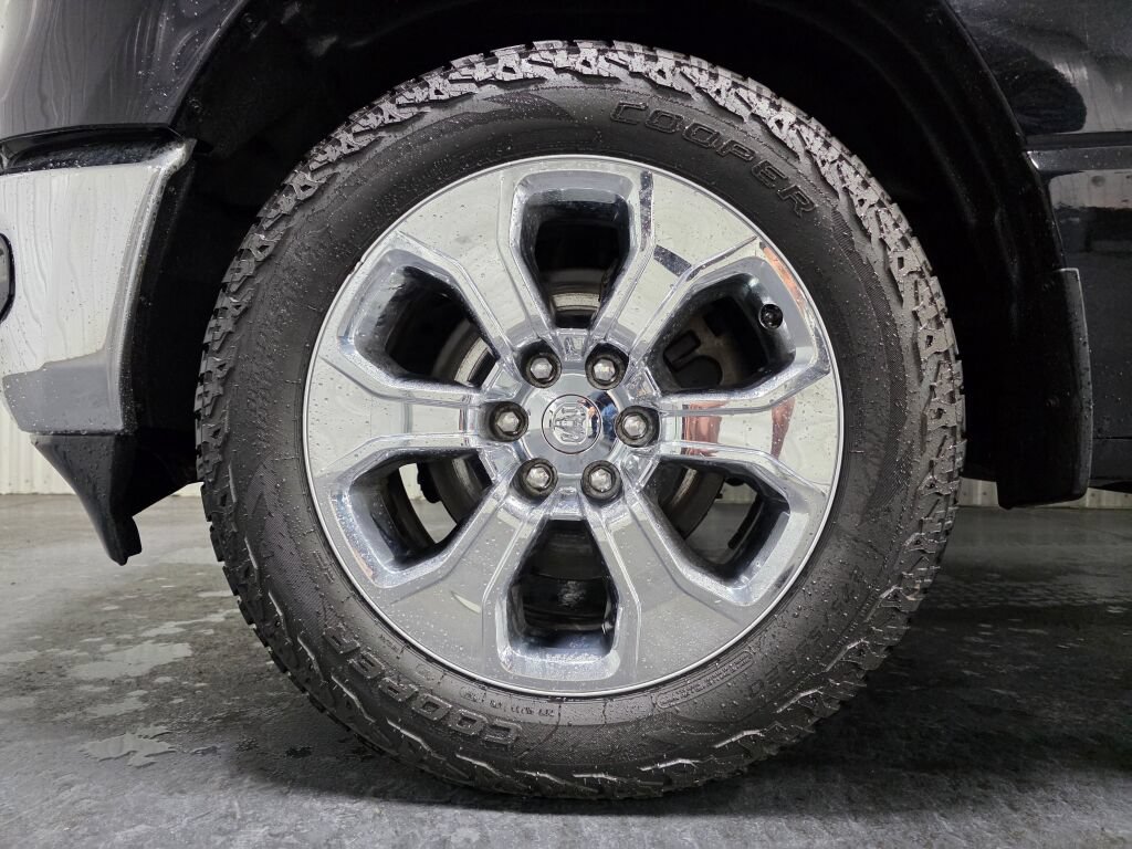 Used 2022 RAM 1500 Big Horn AWD/4WD image 6