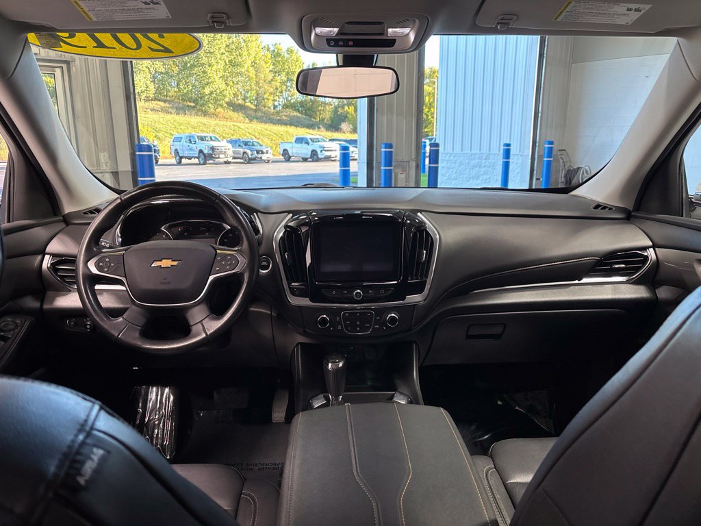 Used 2019 Chevrolet Traverse LT w/ LPO, Floor Liner Package AWD/4WD image 11