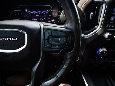 Used 2022 GMC Sierra 2500 Denali w/ Denali Ultimate Package image 20