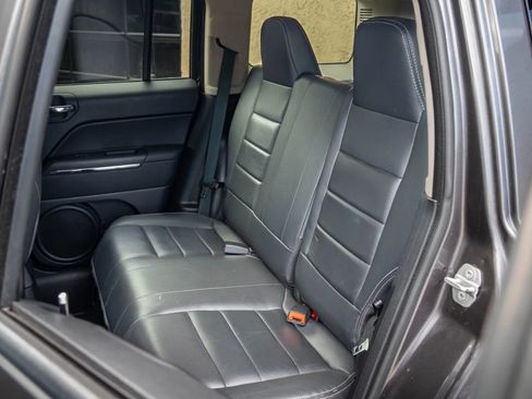 Used 2015 Jeep Patriot Limited AWD/4WD image 17