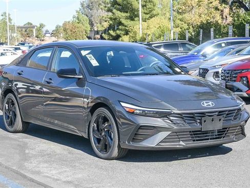 New 2026 Hyundai Elantra Sport image 3