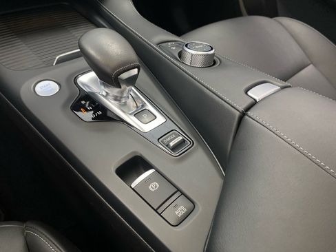 Used 2021 INFINITI QX50 Luxe w/ Appearance Package AWD/4WD image 25