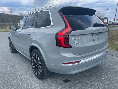 Used 2025 Volvo XC90 B6 Plus AWD/4WD image 4
