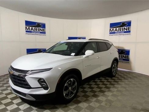 Certified 2024 Chevrolet Blazer LT w/ Convenience Package image 6