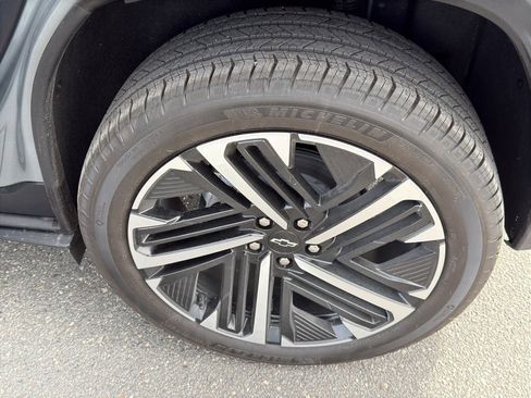 New 2026 Chevrolet Equinox RS w/ Convenience Package III image 31