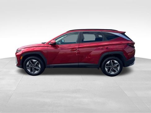 Used 2025 Hyundai Tucson SEL AWD/4WD image 2