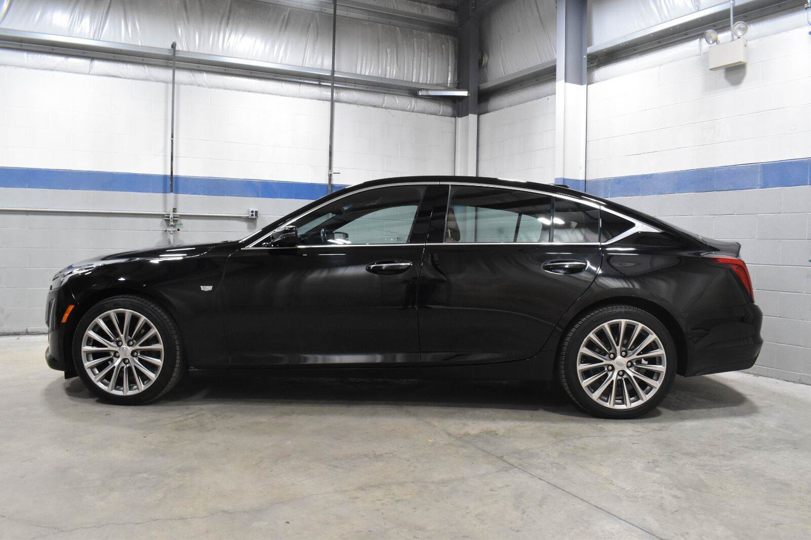 Used 2022 Cadillac CT5 Premium Luxury AWD/4WD image 17