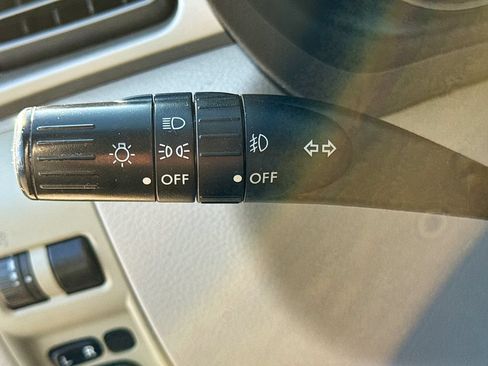Used 2009 Subaru Forester 2.5X Limited AWD/4WD image 12