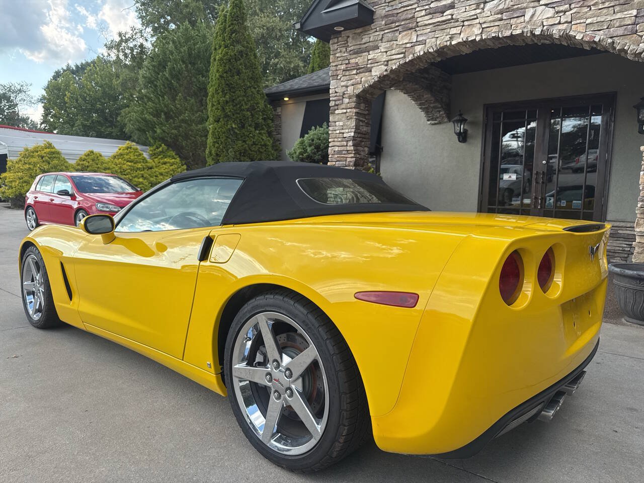 Used 2008 Chevrolet Corvette Convertible w/ Preferred Equipment Group RWD image 3