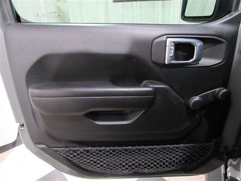 Used 2021 Jeep Wrangler Unlimited Sport image 63