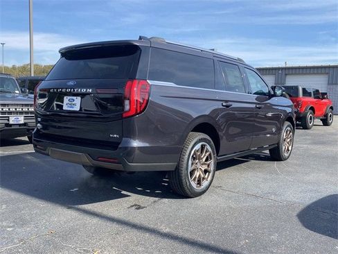 New 2025 Ford Expedition Max King Ranch image 23