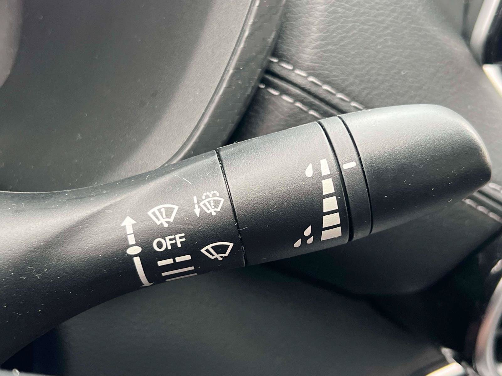 Used 2024 Nissan Sentra SV FWD image 13