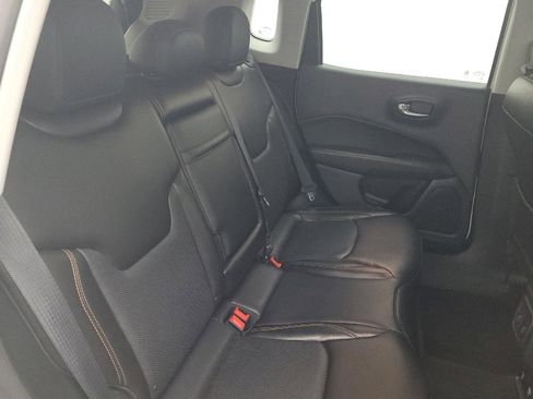 Used 2018 Jeep Compass Limited w/ Navigation Group image 19