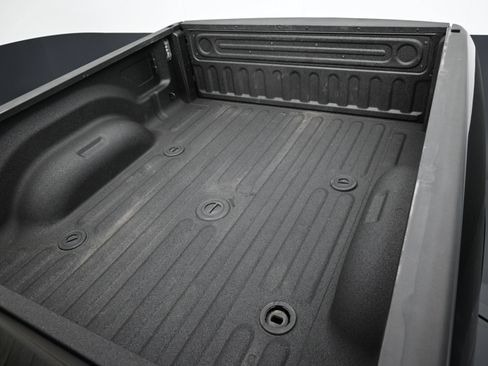 Used 2019 RAM 2500 Laramie AWD/4WD image 44