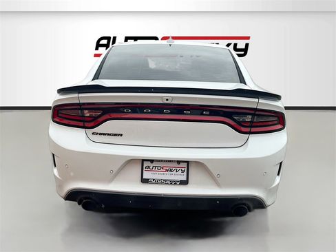 Used 2017 Dodge Charger R/T Scat Pack w/ Technology Group image 6