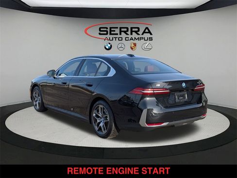 Used 2025 BMW i5 xDrive40 w/ Premium Package image 5