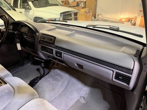 Used 1996 Ford F250 4x4 SuperCab image 36