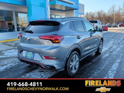 Certified 2020 Buick Encore GX Essence w/ Experience Buick Package image 5