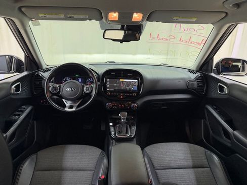 Used 2020 Kia Soul EX FWD image 19