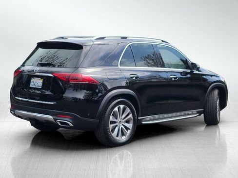 Used 2022 Mercedes-Benz GLE 350 w/ Premium Package image 5