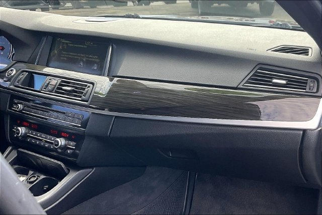 Used 2014 BMW M5 RWD image 16