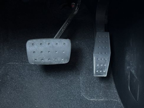 Used 2021 Chevrolet Blazer LT FWD image 42