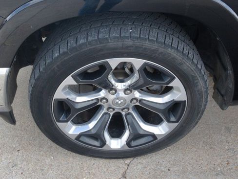 Used 2019 RAM 1500 Limited image 13