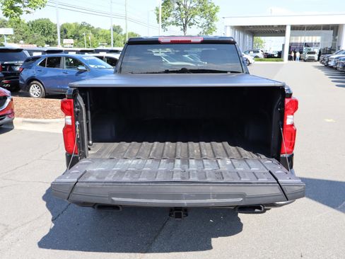 Used 2021 Chevrolet Silverado 1500 Custom Trail Boss w/ Midnight Edition AWD/4WD image 13