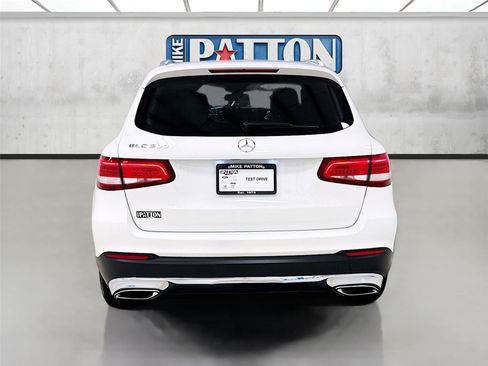 Used 2018 Mercedes-Benz GLC 300 image 5