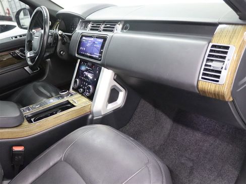 Used 2018 Land Rover Range Rover Supercharged AWD/4WD image 36