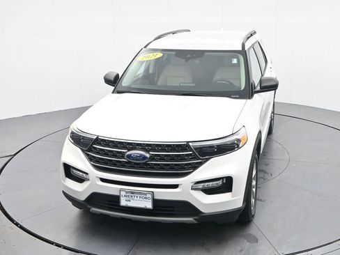 Used 2021 Ford Explorer XLT w/ Equipment Group 202A image 28