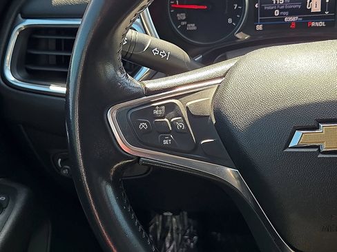 Used 2019 Chevrolet Equinox LT FWD image 19