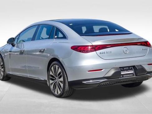 Used 2023 Mercedes-Benz EQE 500 4MATIC Sedan image 5