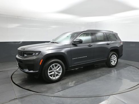 New 2025 Jeep Grand Cherokee L Laredo w/ Luxury Tech Group I image 34