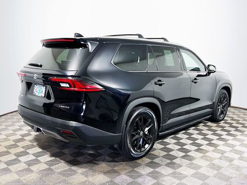 Certified 2026 Toyota Grand Highlander Limited AWD/4WD image 8