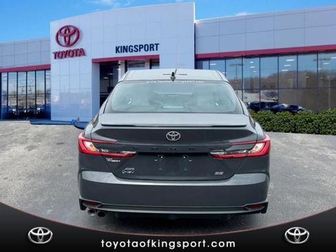 Certified 2025 Toyota Camry SE image 4