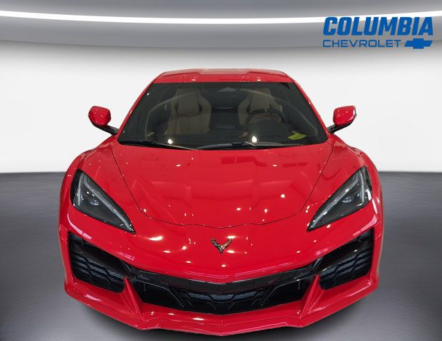 Used 2025 Chevrolet Corvette Z06 RWD image 6