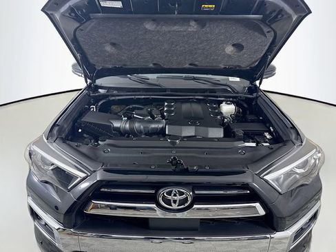 Used 2023 Toyota 4Runner Limited image 30
