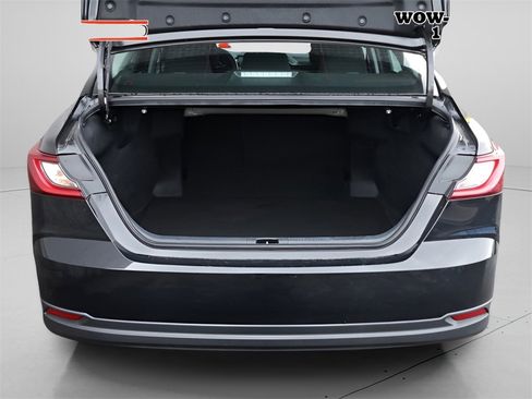 Certified 2025 Toyota Camry LE image 13