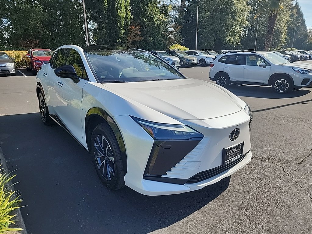 Certified 2024 Lexus RZ 450e Premium w/ Technology Package AWD/4WD image 6