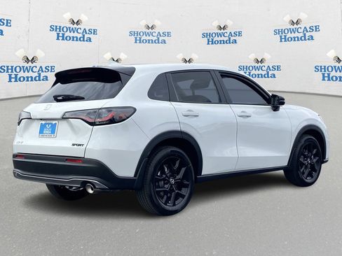 New 2025 Honda HR-V Sport image 3