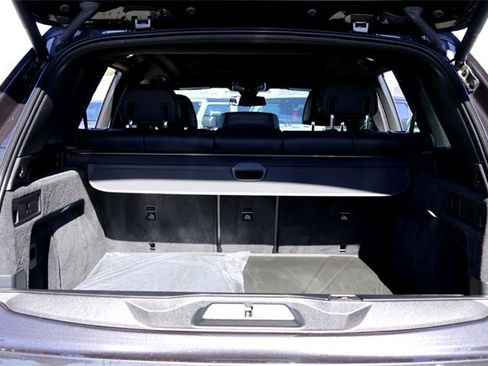 Used 2023 BMW X5 xDrive40i w/ Luxury Seating Package image 29