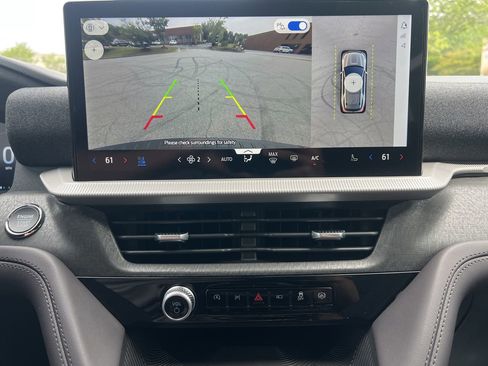 New 2026 Ford Explorer Platinum RWD image 5