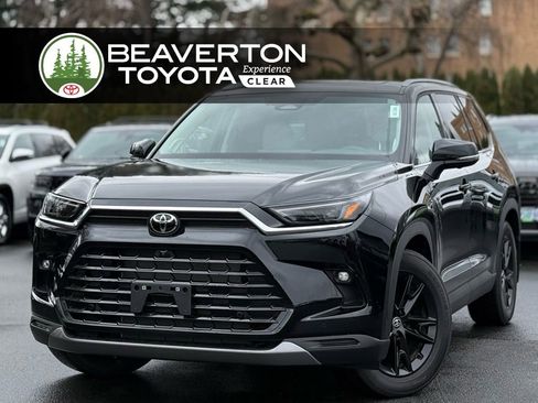 Certified 2025 Toyota Grand Highlander AWD image 1