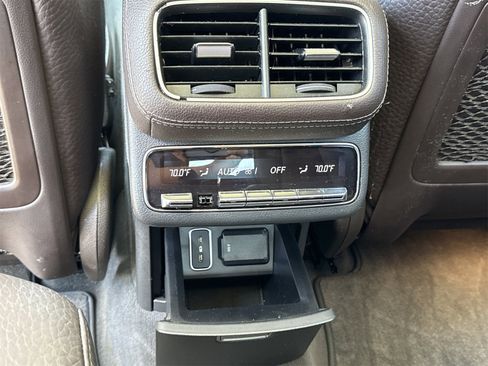 Used 2020 Mercedes-Benz GLS 450 4MATIC image 13