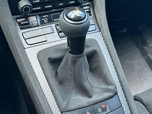 Used 2024 Porsche 718 Cayman GT4 RS image 19