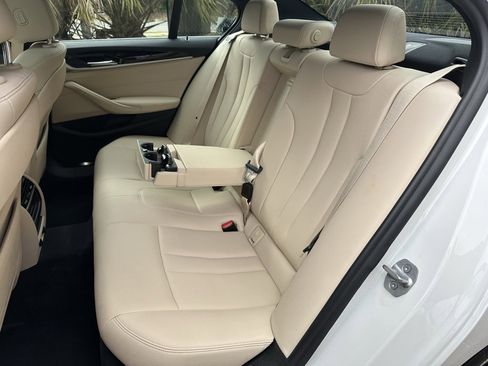 Used 2019 BMW 530i xDrive w/ Convenience Package image 38