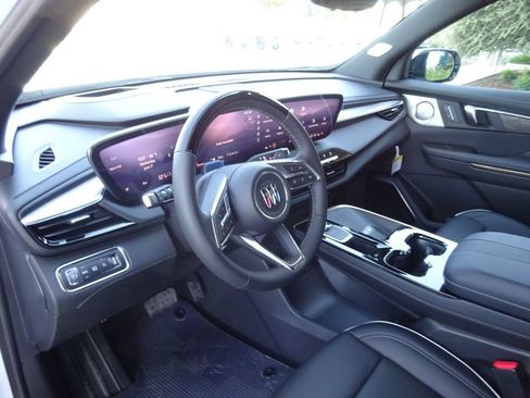 New 2026 Buick Enclave Avenir w/ Super Cruise Package FWD image 11