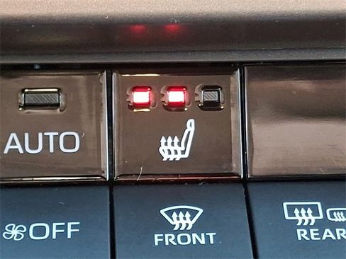 Certified 2025 Toyota Camry LE image 26