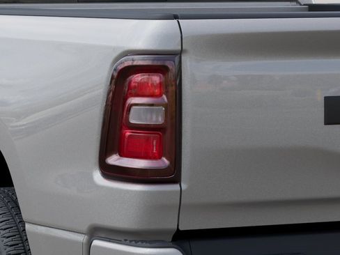 New 2026 RAM 1500 Express AWD/4WD image 9